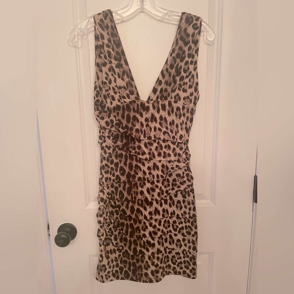 Forever 21 Leopard Mini Dress Size S